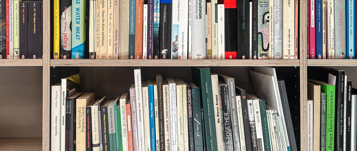 DOCK 20 Fachbibliothek 