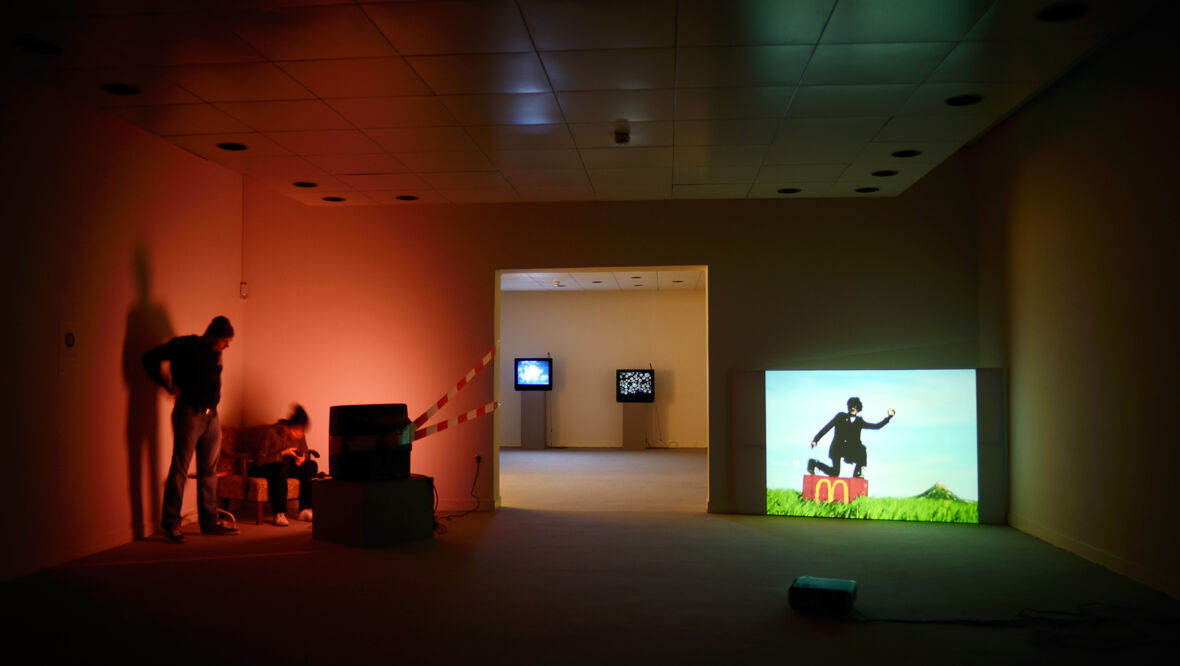 Ausstellungsansicht: Rewind & Replay, Kapitel 3. Foto: Gerhard Klocker