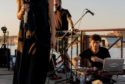 “HEY, YAY” – Konzert im DOCK 20