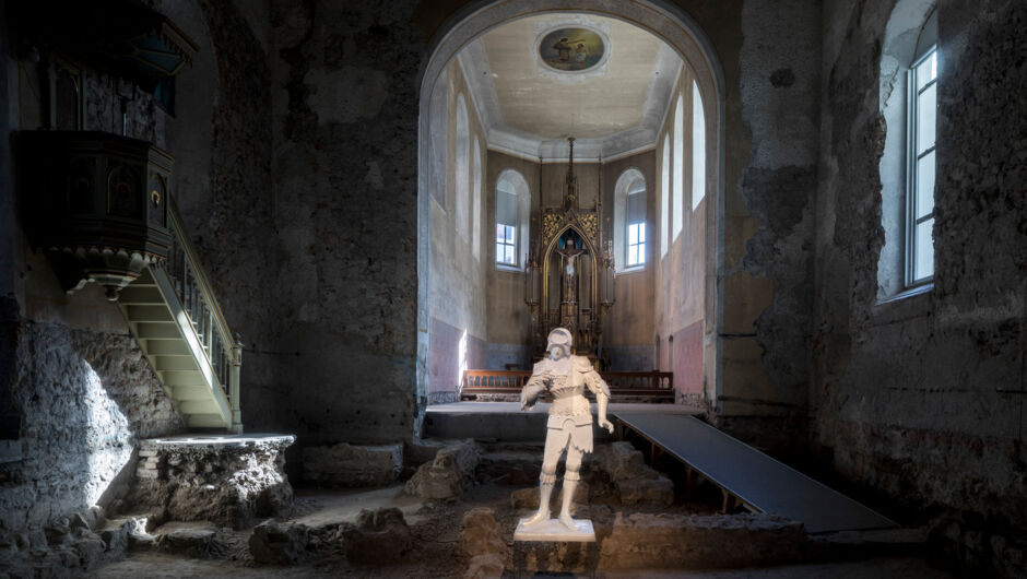 2020, Standbild, Oliver Laric, Johanniterkirche, Feldkirch, AT (photo Markus Tretter)